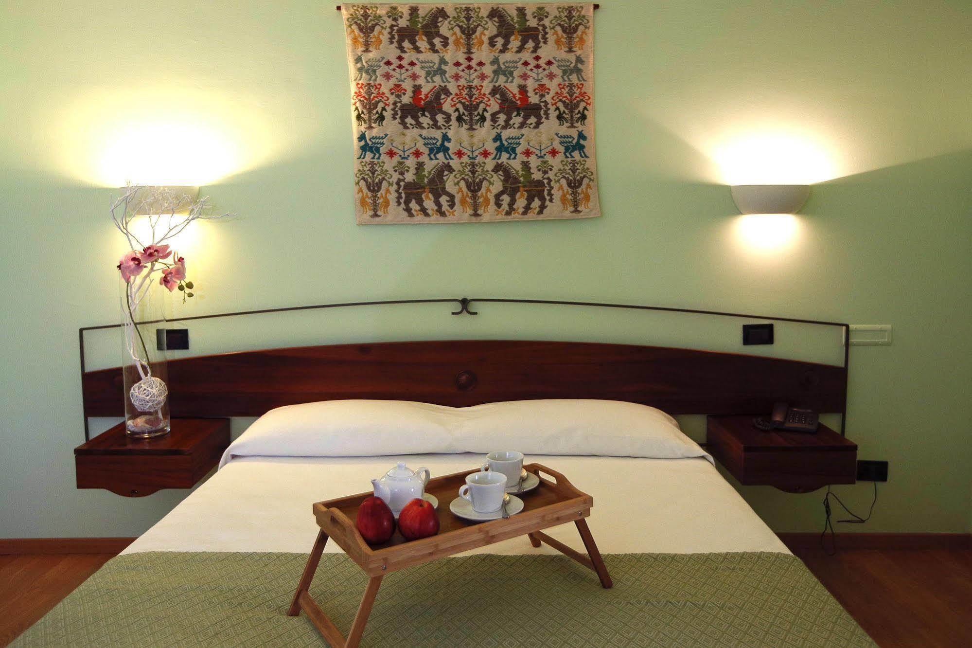 סרדרה Sardegna Termale Hotel&Spa מראה חיצוני תמונה