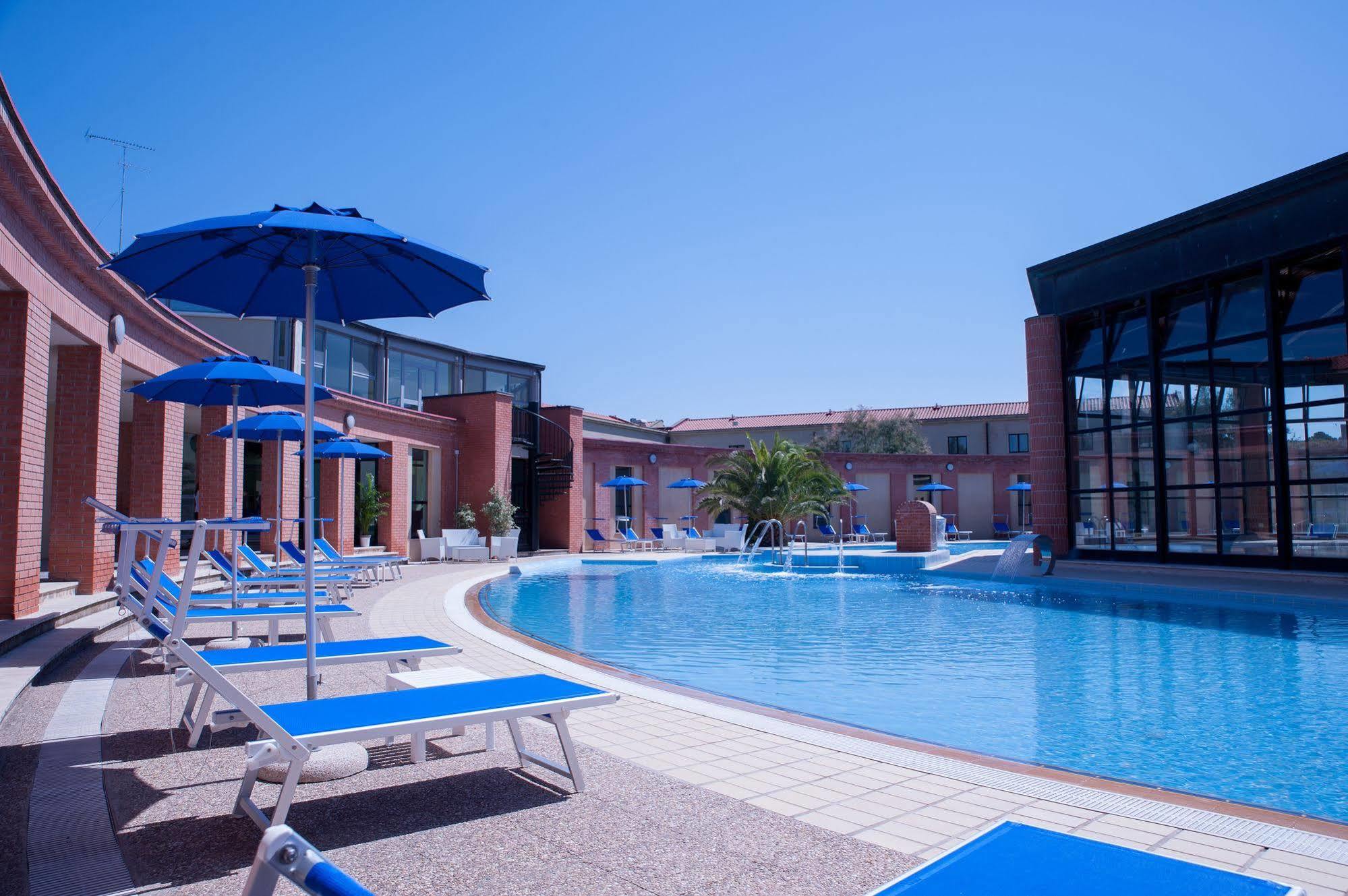 סרדרה Sardegna Termale Hotel&Spa מראה חיצוני תמונה